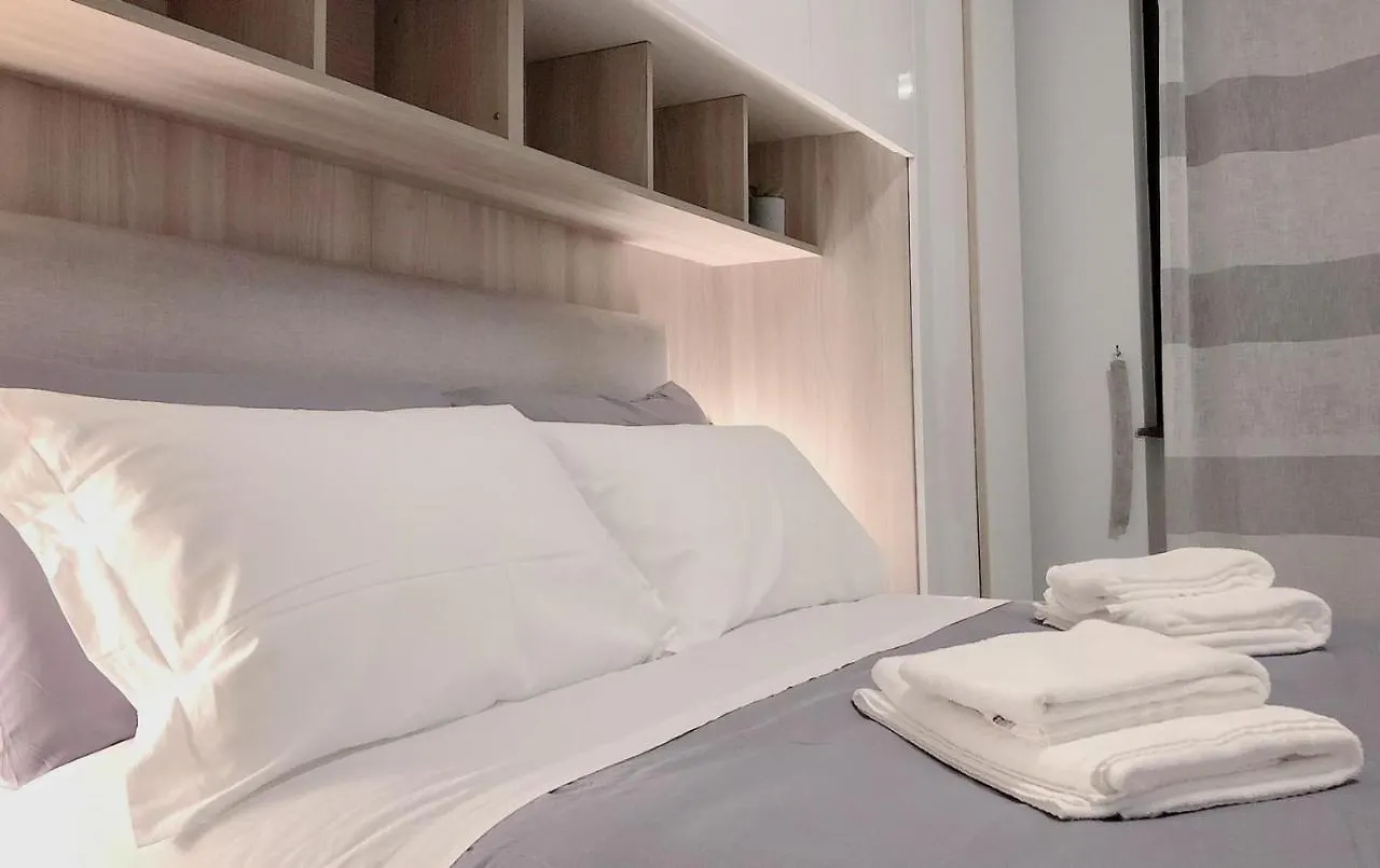 Apartmán Bed&Coffee Napoli - Scarlatti 0*, Neapol