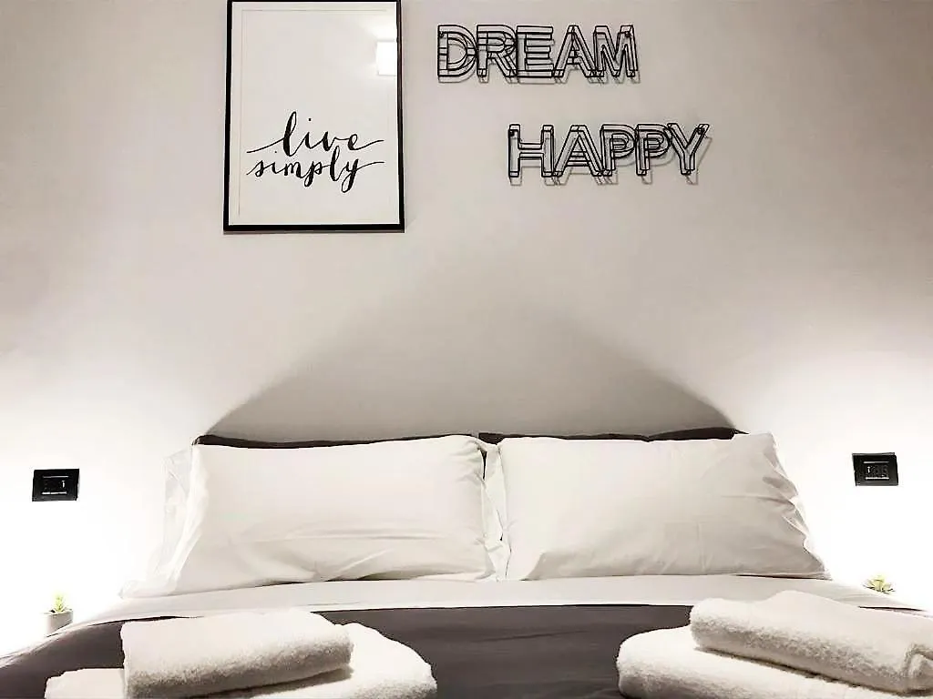Bed&Coffee Napoli - Scarlatti Apartment Italy